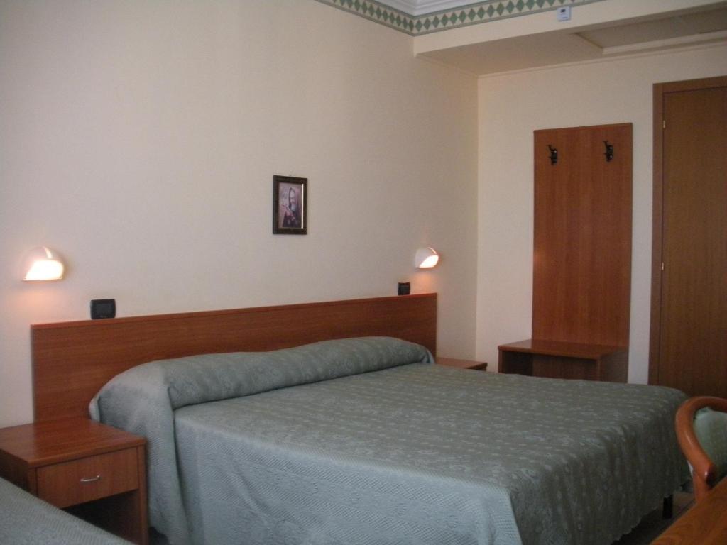 Hotel La Perla Del Gargano San Giovanni Rotondo Pokój zdjęcie